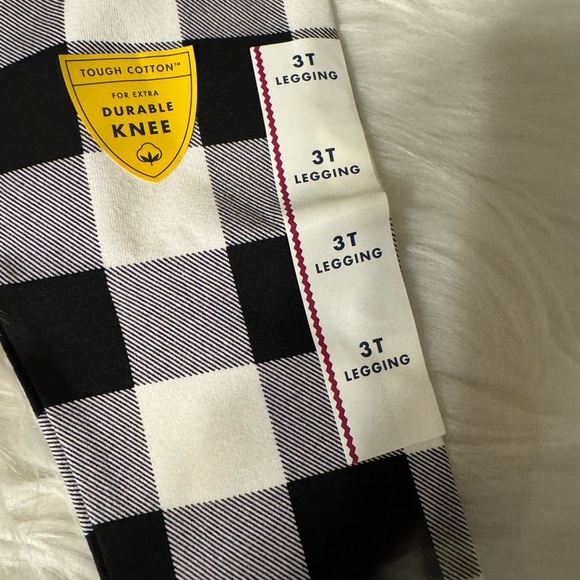 Cat & Jack Black and White Plaid Leggings Size 3T, NWT - Picture 2 of 6
